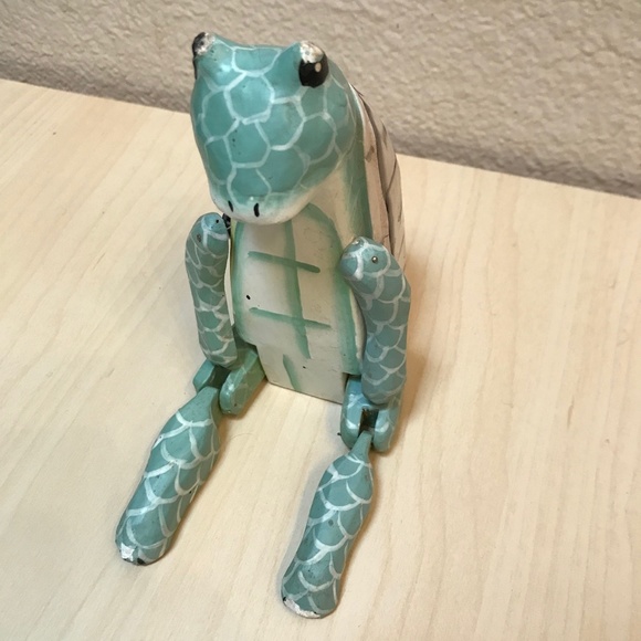 Elephant, Giraffe, Frog & Egg.Handmade Wooden Figurines from Indonesia. Folk Art - Picture 13 of 17